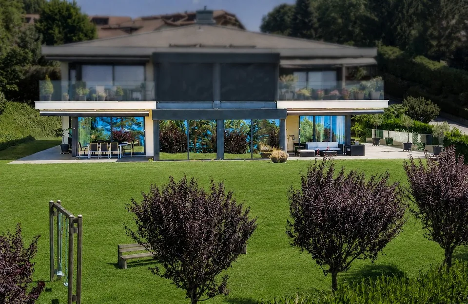 Eine außergewöhnliche Wohnung zwischen Himmel und See – Foto 2 von 13