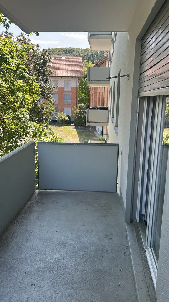 Helle 3-Zimmer-Wohnung mit Balkon in Büren an der Aare