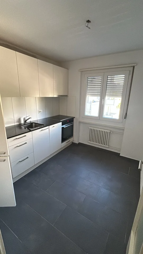 Helle 3-Zimmer-Wohnung mit Balkon in Büren an der Aare