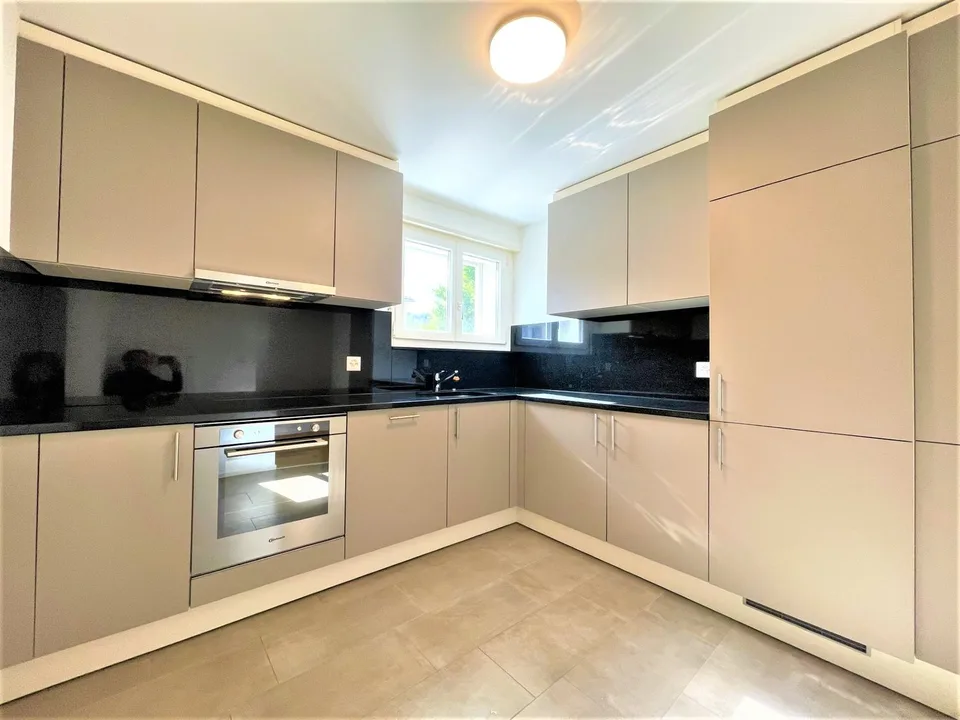 TOP Appartement Moderne à Prix Raisonnable 3.5 Pièces en Lieu Calme