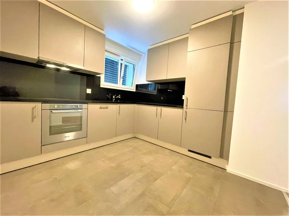 TOP Appartement Moderne à Prix Raisonnable 3.5 Pièces en Lieu Calme
