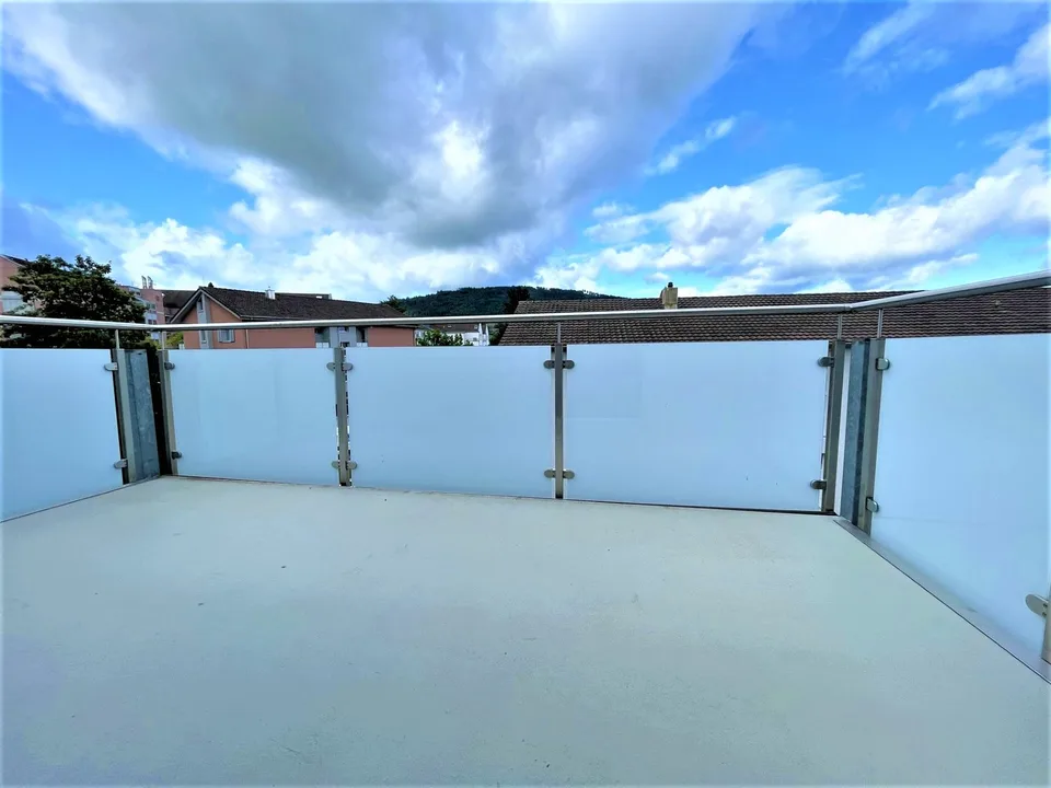 TOP Appartement Moderne à Prix Raisonnable 3.5 Pièces en Lieu Calme