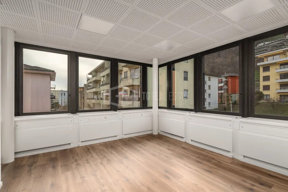 MODERNES 7-ZIMMER-BÜRO IN MOLINO NUOVO – Foto 4 von 13