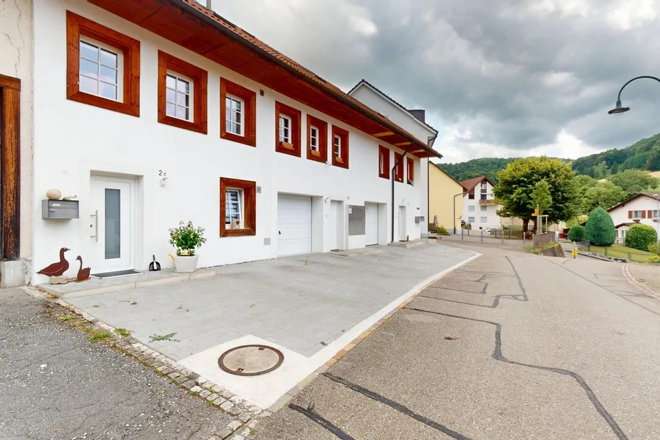 Casa a schiera con terrazza spaziosa