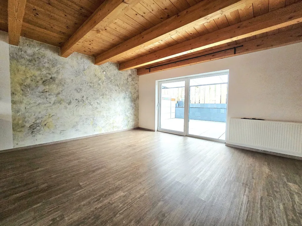 Casa a schiera con terrazza spaziosa