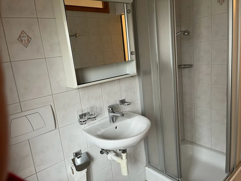 Schönes Appartement-Duplex mit 5,5 Zimmern und 135 m2 Garten in Vicques