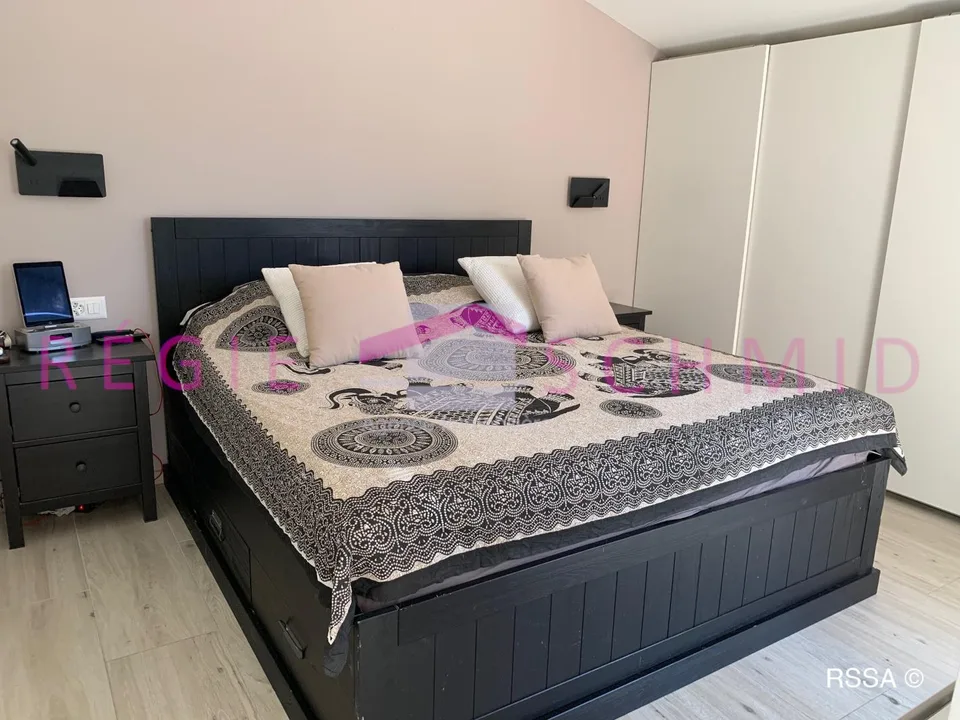 Villa indipendente in zona tranquilla con vista aperta – foto 9 di 26