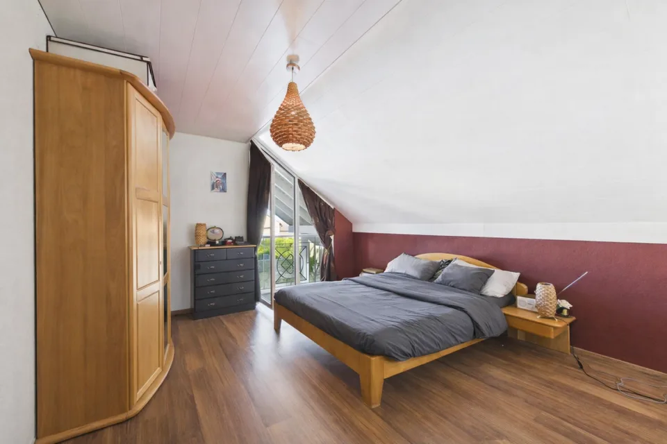 Familienvilla mit 5,5 Zimmern, Garten und Garage – Foto 7 von 27