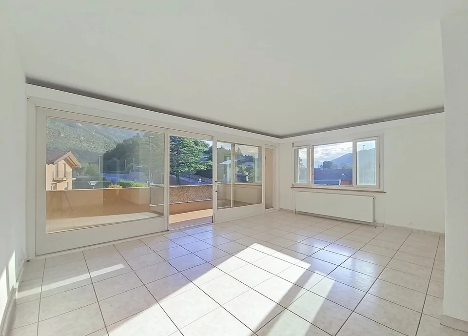 Magnifico appartamento di 3,5 locali a Sierre, vicino al Lago Géronde! – foto 2 di 26