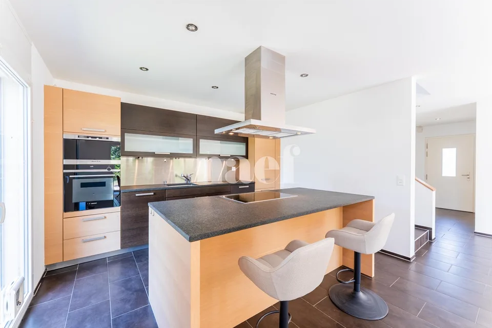 Villa indipendente di 5.5 locali con grande terrazza in vendita a Treyvaux – foto 8 di 21