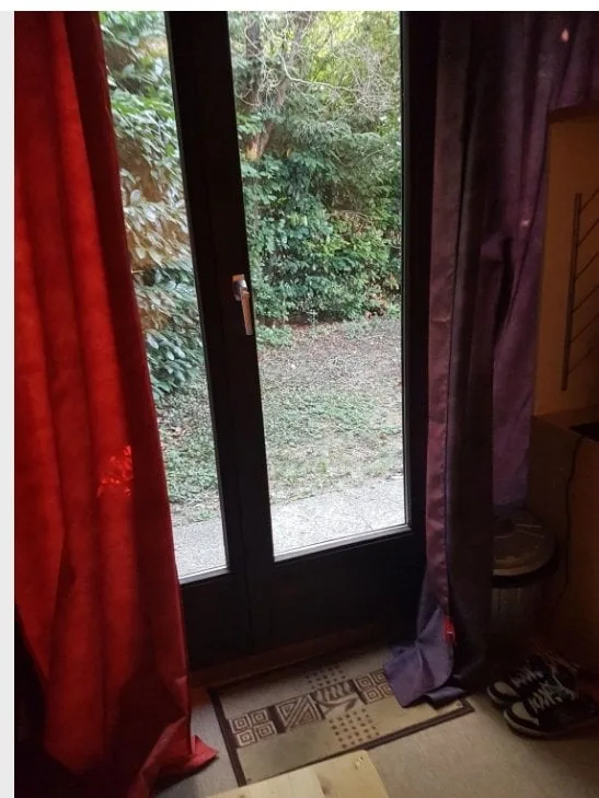 Zu vermieten großes Zimmer 22m2 in Ardon