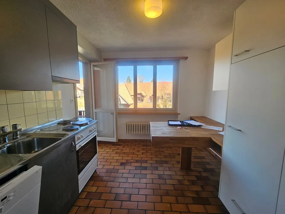Helle 4.5-Zimmer-Wohnung mit Balkon in Schwarzenburg mieten