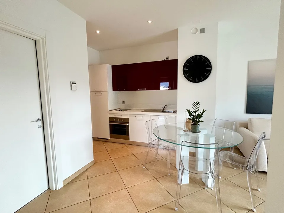 ZONA CASSARATE - 3,5 LOKALE EINRICHTUNG – Foto 4 von 18
