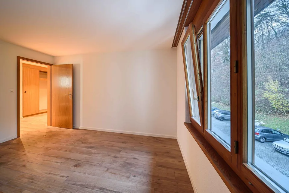 Appartamento di lusso 3.5 locali esclusivo – appena ristrutturato & pronto per essere occupato!
