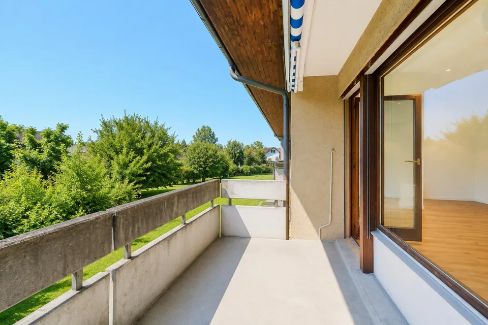 Appartamento di lusso 3.5 locali esclusivo – appena ristrutturato & pronto per essere occupato!