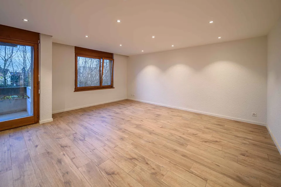 Appartamento di lusso 3.5 locali esclusivo – appena ristrutturato & pronto per essere occupato!