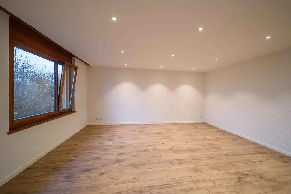 Appartamento di lusso 3.5 locali esclusivo – appena ristrutturato & pronto per essere occupato!
