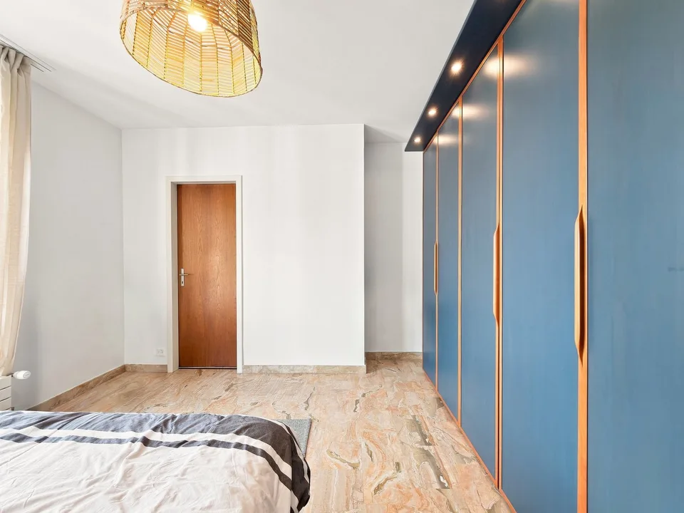 Geräumige 5.5-Zimmer-Familienwohnung mit Balkon und Parkplatz in Carouge