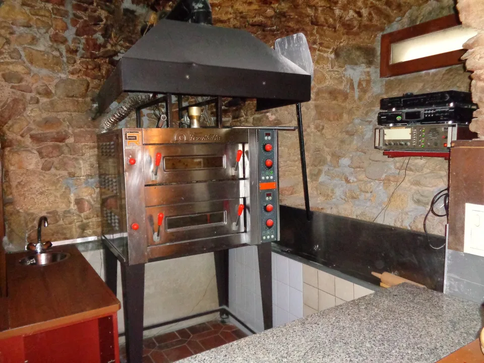 Ristorante molto noto con Pizzeria – foto 3 di 8