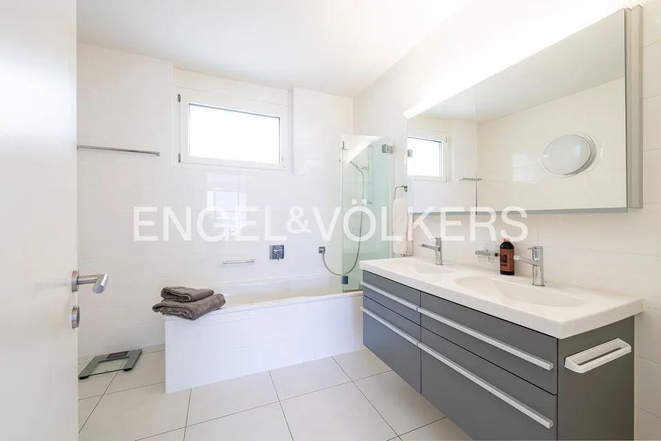 Modern living with wellness (114)