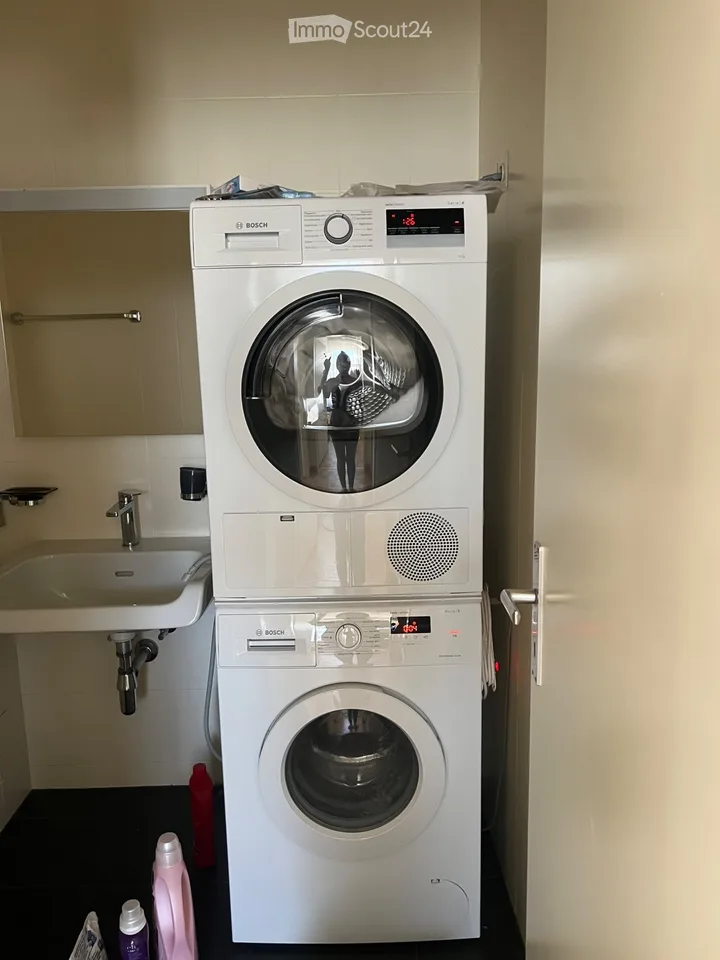 LEASE TAKEOVER Exceptional 5-Room Apartment /Eaux-Vives – Foto 2 von 5