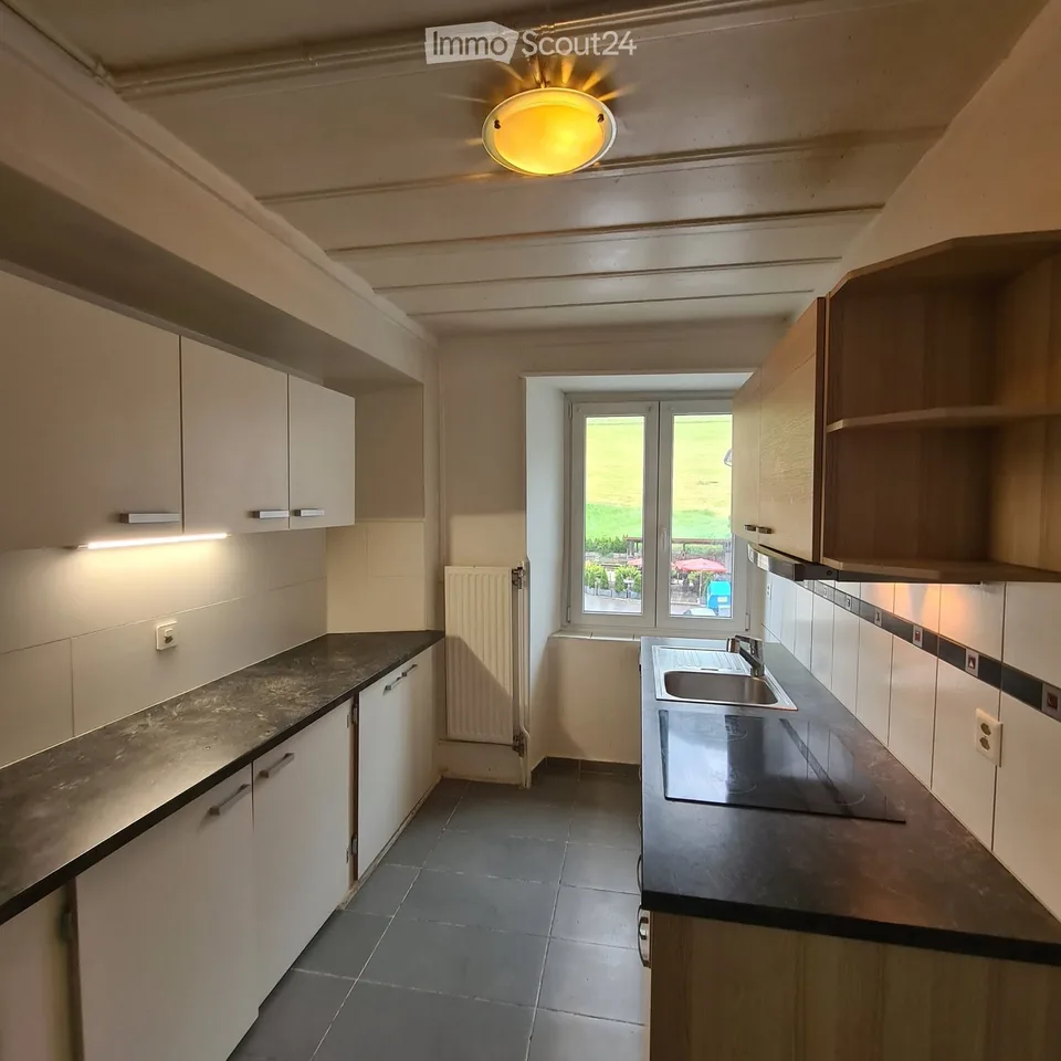 Triplex luminoso di 6 locali a Sonvilier