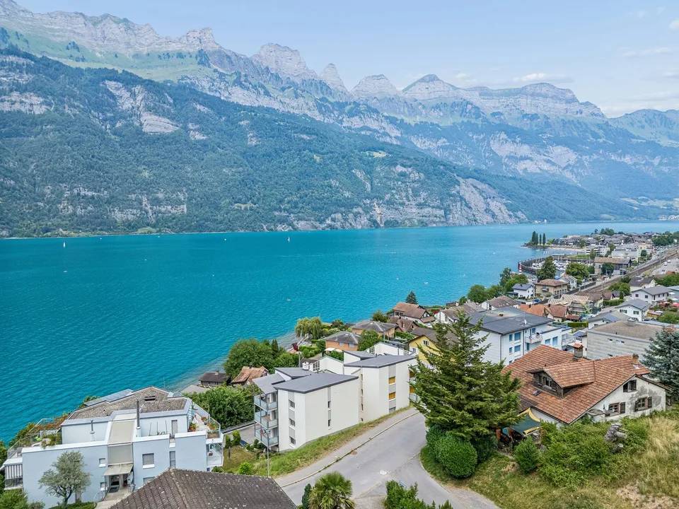 Exclusive 3.5-room apartment as a second home with a dreamy panoramic view of Lake Walensee – photo 25 of 28