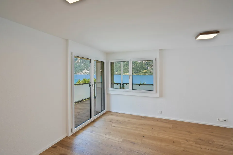 Exclusive 3.5-room apartment as a second home with a dreamy panoramic view of Lake Walensee – photo 28 of 28