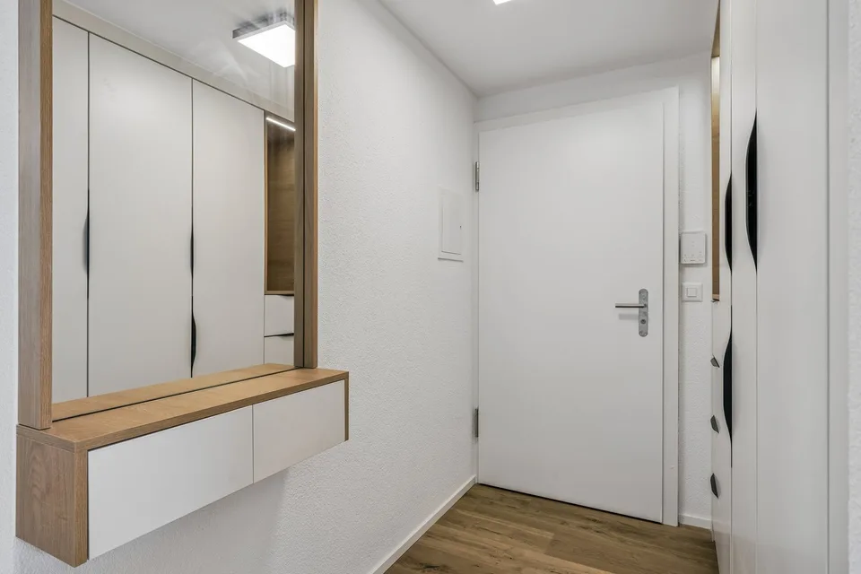 Exclusive 3.5-room apartment as a second home with a dreamy panoramic view of Lake Walensee – photo 5 of 28