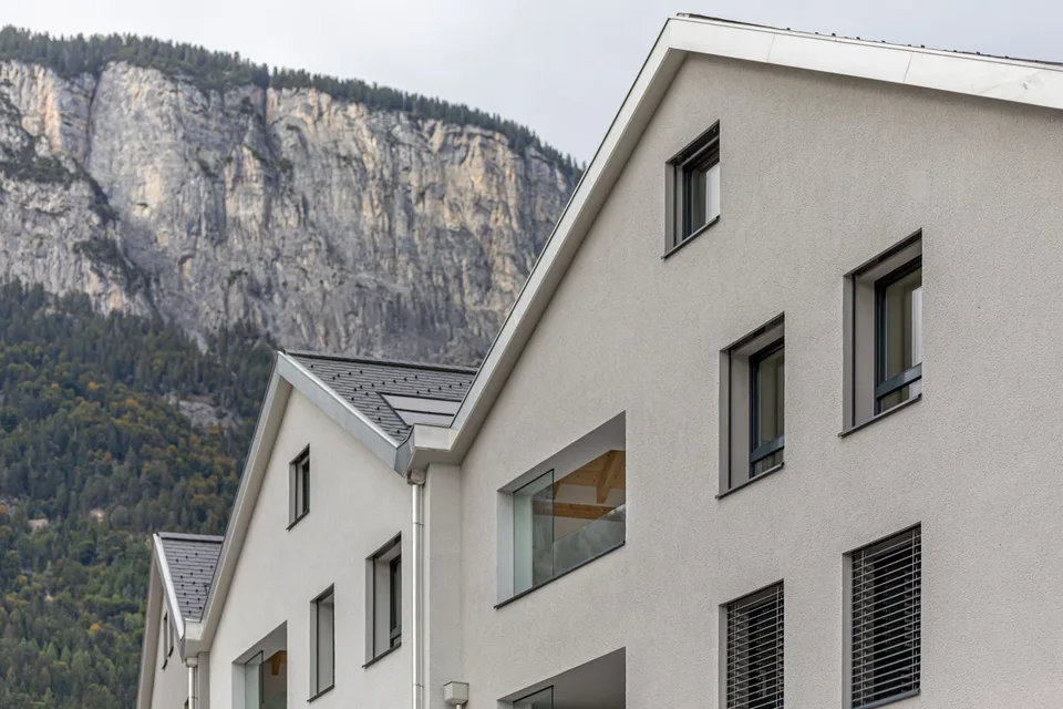 Grosszügige 5.5-Zimmer-Attikawohnung mit einzigartigem Maisonette-Charme – Foto 2 von 12