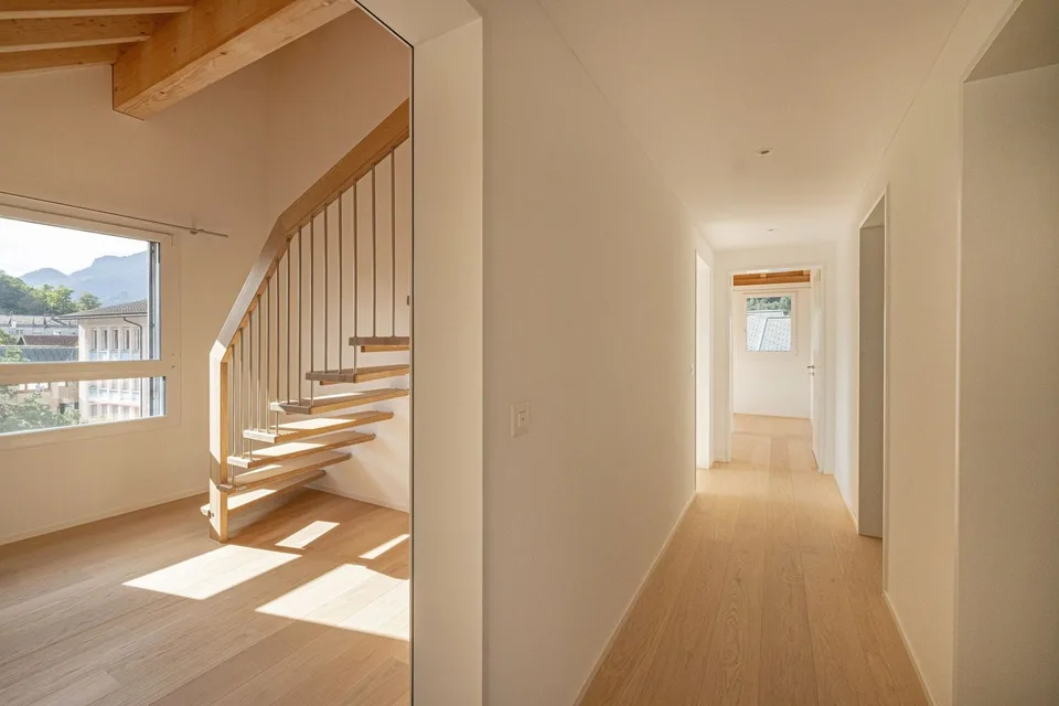Grosszügige 5.5-Zimmer-Attikawohnung mit einzigartigem Maisonette-Charme – Foto 6 von 12