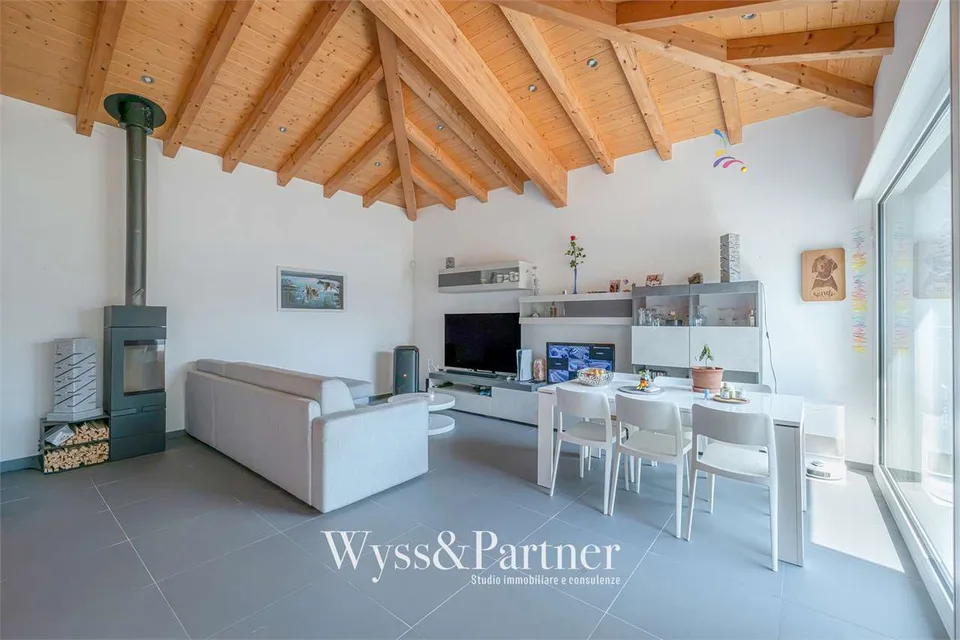 Iragna - Maison unifamiliale de 4,5 pièces avec grand jardin et dépendance – photo 3 sur 13