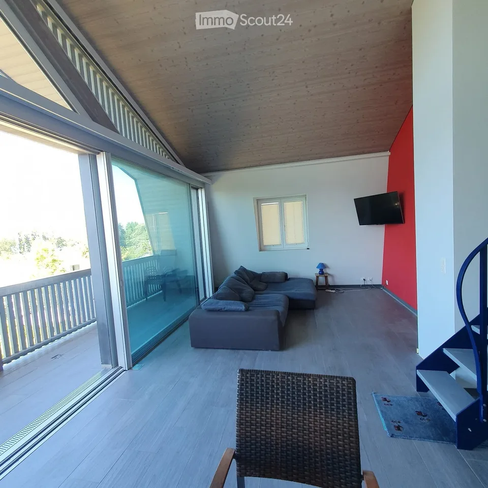 4,5 Zimmer hell mit Seeblick in Préverenges