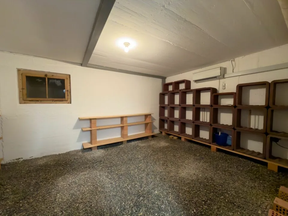 Charmantes Haus mit grossem Umschwung an begehrter Lage