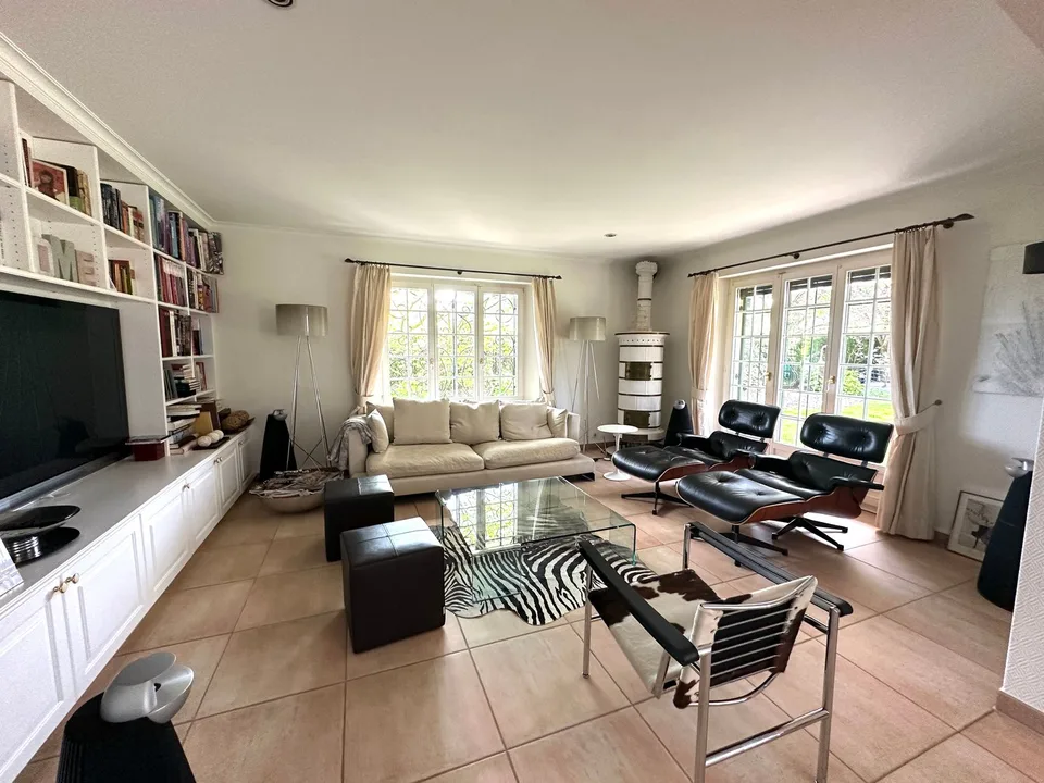 Repräsentative 9. Zi Landhausvilla in Binningen auf dem Bruderholz – Foto 7 von 15