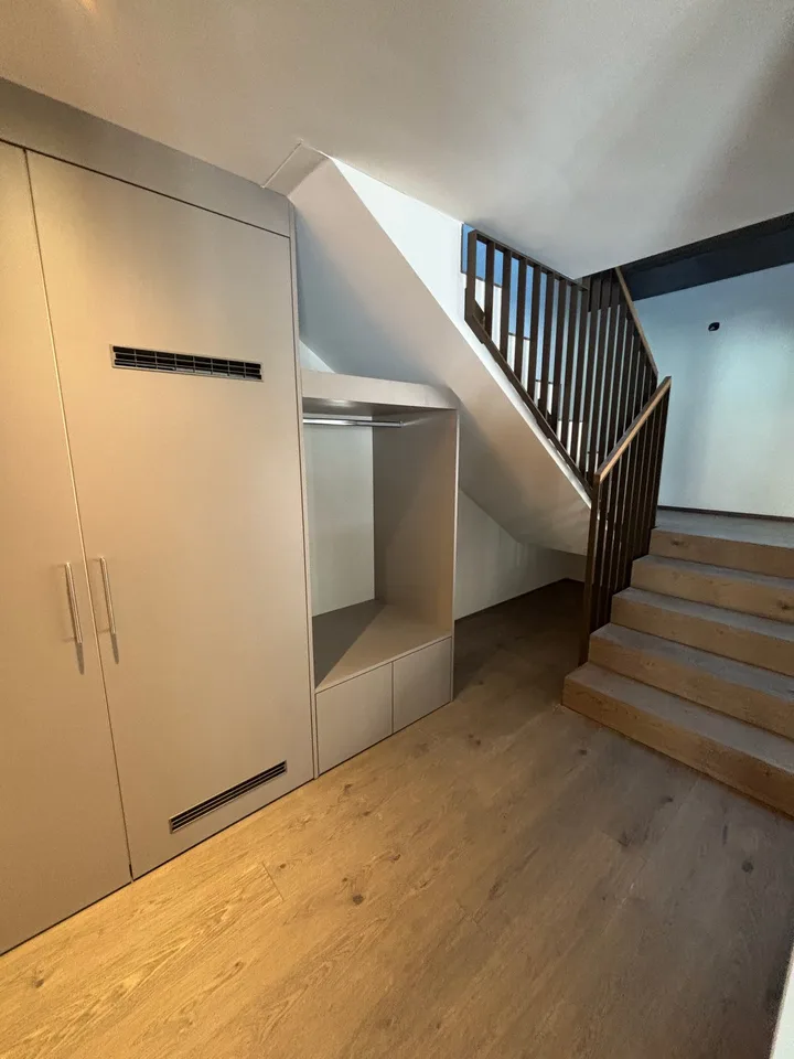 Modern new building 4.5-room maisonette apartment in a natural location