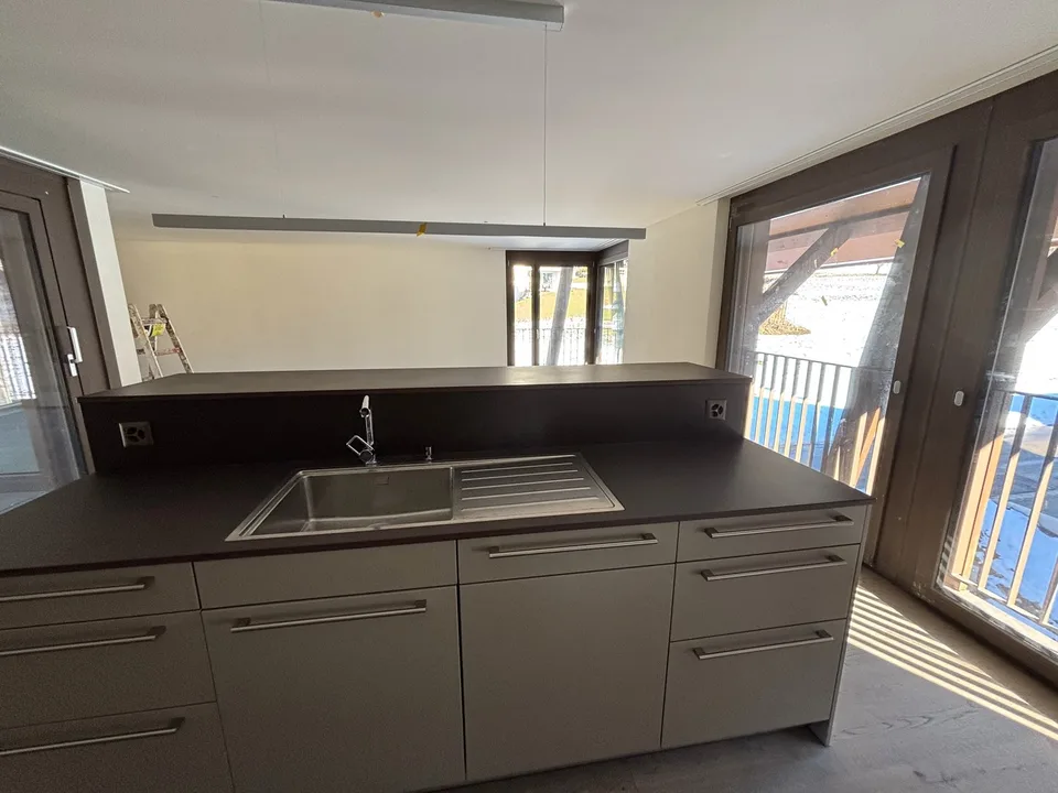 Modern new building 4.5-room maisonette apartment in a natural location