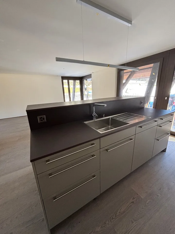 Modern new building 4.5-room maisonette apartment in a natural location