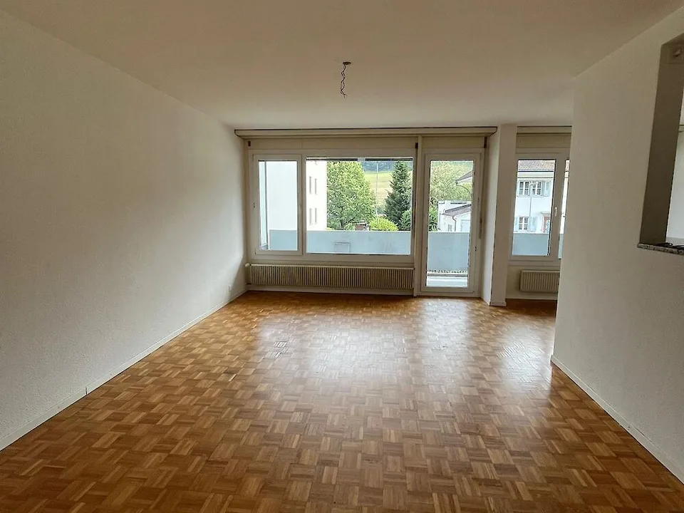 Charmante 3.5-Zimmer-Wohnung im Herzen von Stettlen
