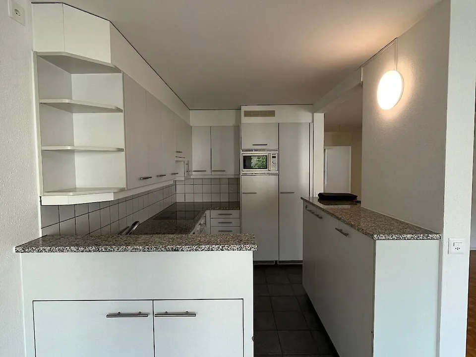 Charmante 3.5-Zimmer-Wohnung im Herzen von Stettlen