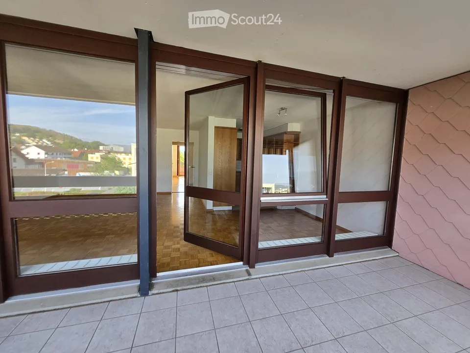 Charming 3.5-room attic apartment in Untersiggenthal - available immediately!