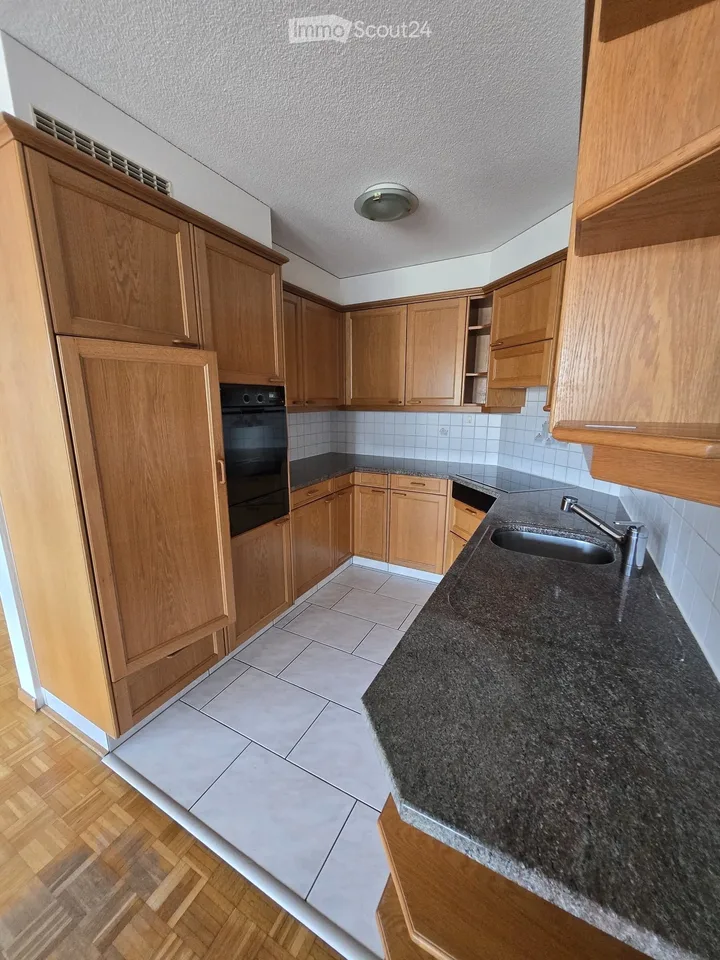 Charming 3.5-room attic apartment in Untersiggenthal - available immediately!