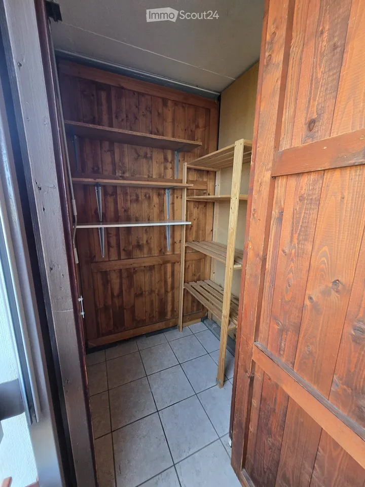 Charming 3.5-room attic apartment in Untersiggenthal - available immediately!