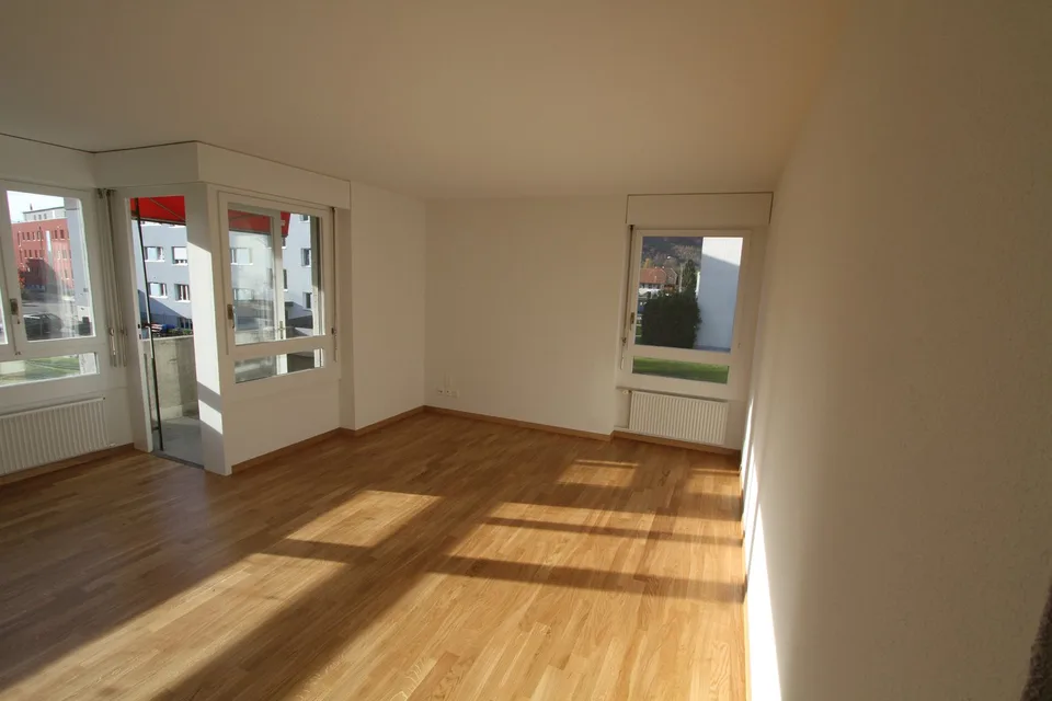 Modern, bright 3-room apartment in Münsingen
