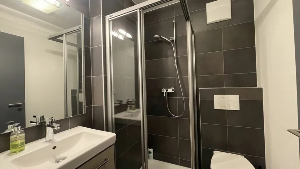 Residence in der sonnigen Wildi 5 Zimmerwohnung. Sehr attraktiver P... – Foto 8 von 28