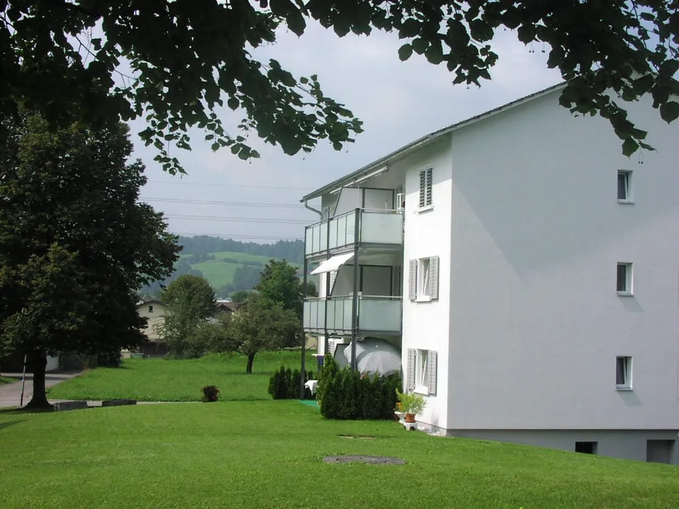 Appartamento di 4 locali con balcone