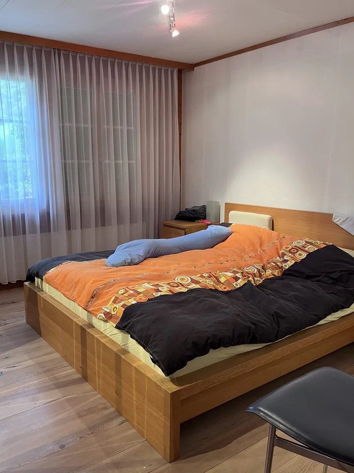 Casa di due famiglie situata in modo idilliaco a Grindelwald – foto 6 di 17