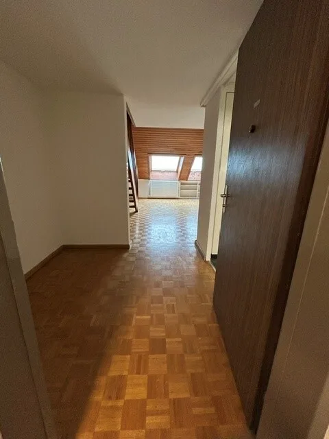 Zweieinhalbzimmernwohnung im 5. Stock – Foto 3 von 8