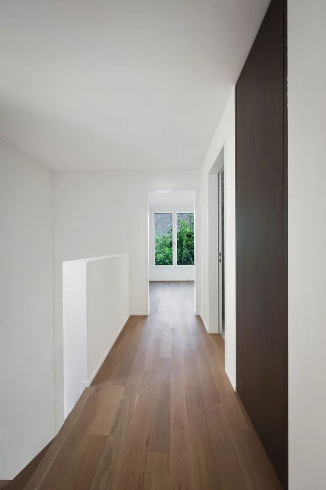 Appartement maisonnette exclusif de 4,5 pièces avec solution intra-muros privée