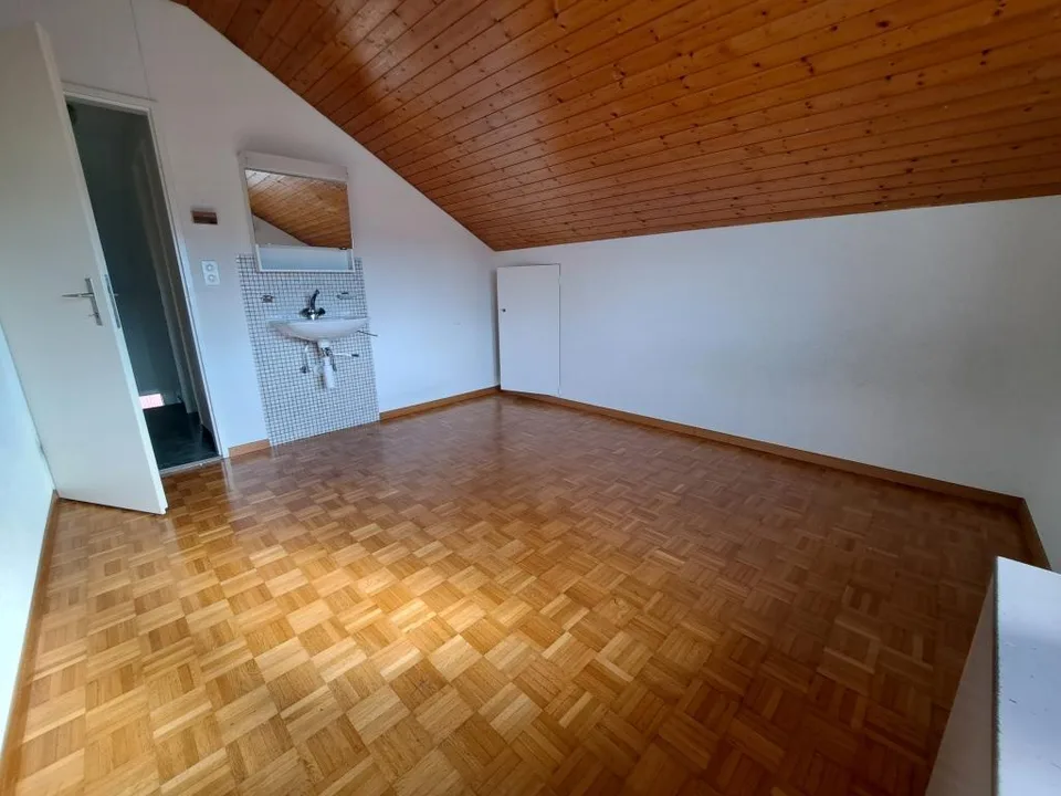 Appartement-maisonnette de 5,5 pièces à louer jusqu'au 30.09.2027 – photo 7 sur 8